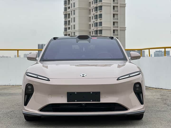 Фото 2 - Nio ET5