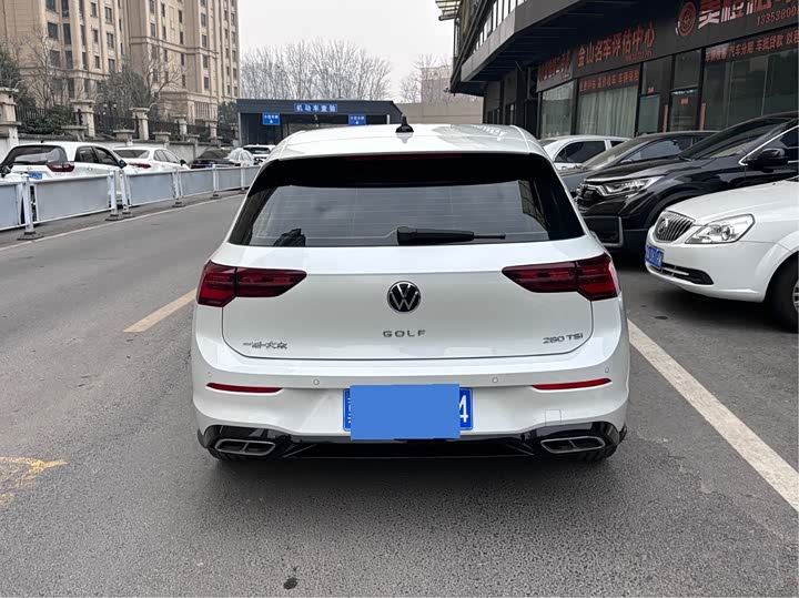 Фото 9 - Volkswagen Golf