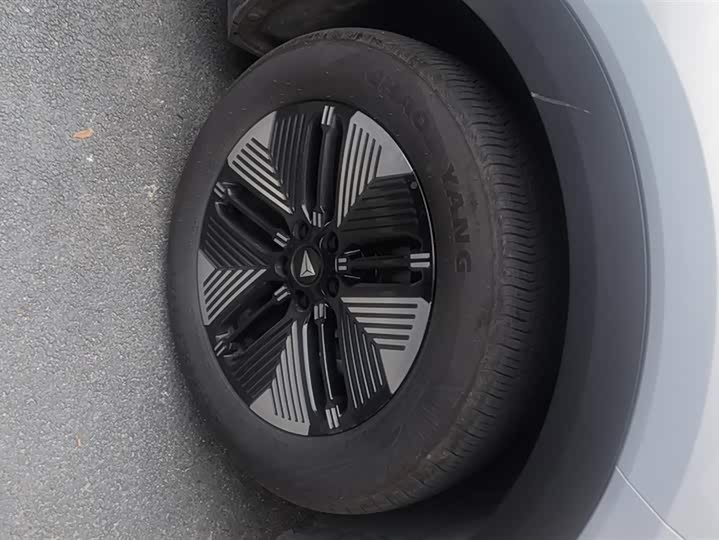 Фото 6 - Changan Deepal S05