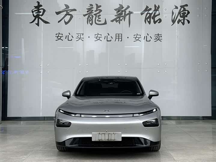 Фото 2 - XPeng P7