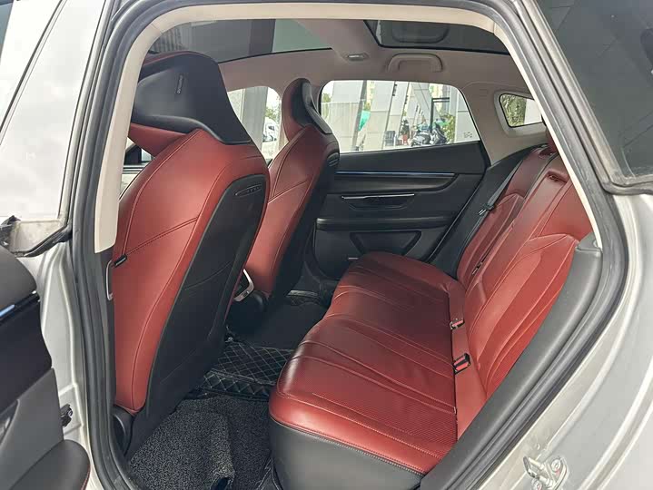 Фото 6 - XPeng P7