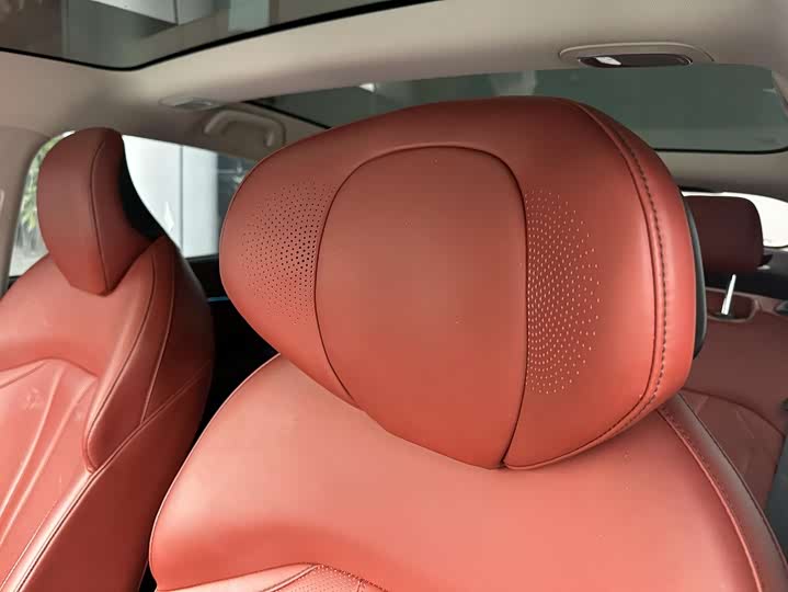 Фото 7 - XPeng P7