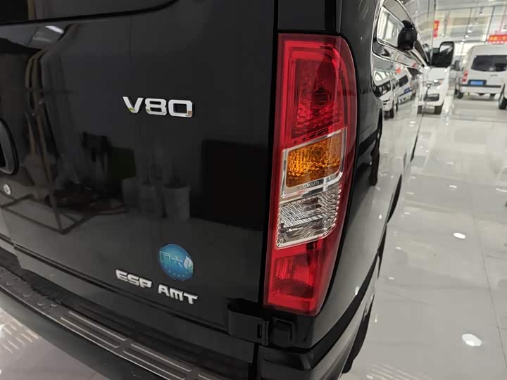 Фото 8 - Maxus V80