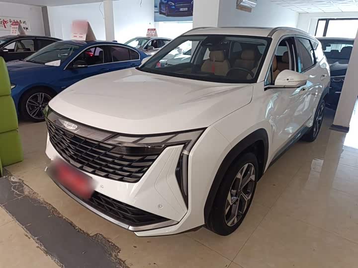 Фото 1 - Geely Atlas L