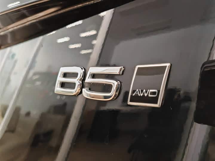 Фото 9 - Volvo XC90