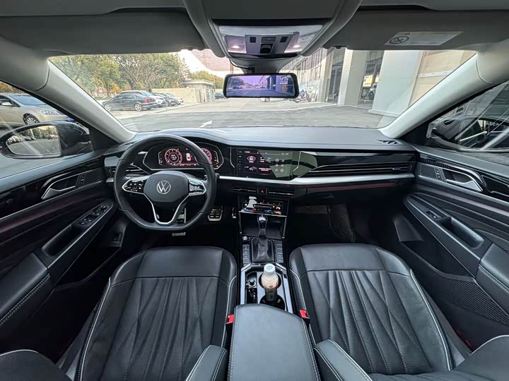 Фото 4 - Volkswagen Passat