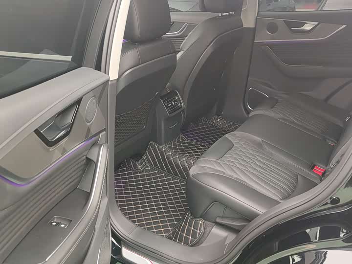 Фото 7 - Hongqi HS5