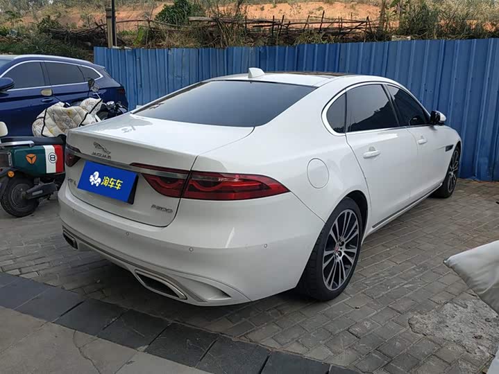 Фото 3 - Jaguar XF L