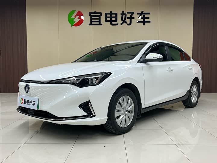 Фото 1 - Changan Eado EV