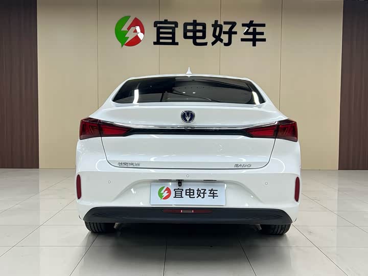 Фото 6 - Changan Eado EV