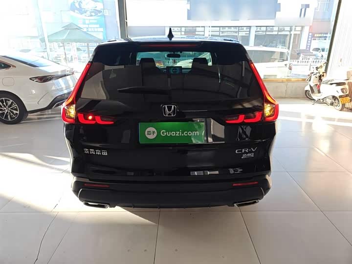 Фото 6 - Honda CR-V