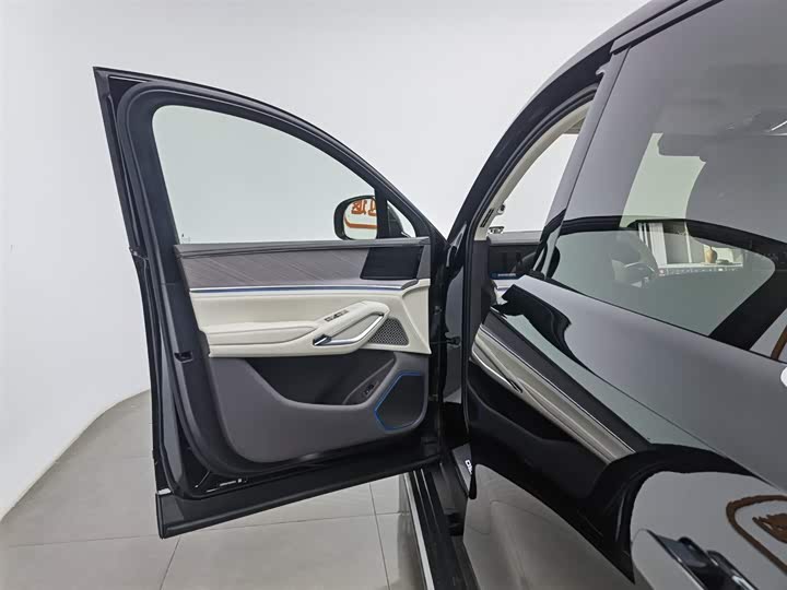 Фото 8 - Denza N9