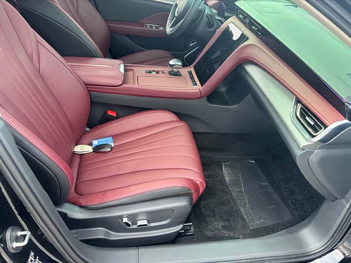 Фото 5 - Hongqi H5