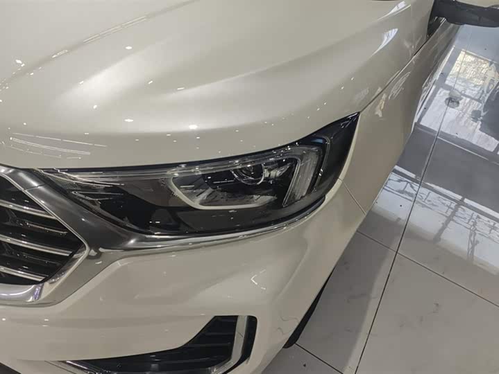 Фото 5 - Ford Edge