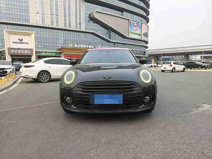 Фото 2 - Mini Clubman