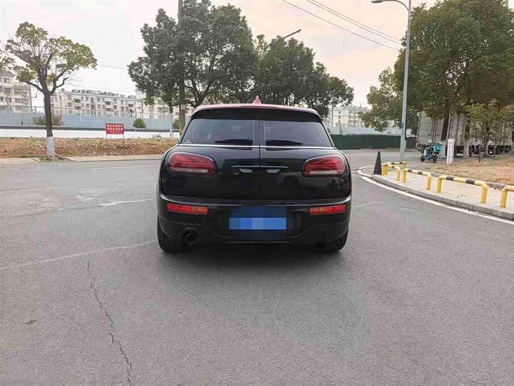 Фото 3 - Mini Clubman