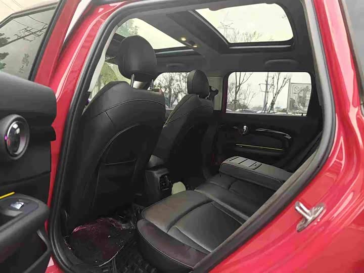 Фото 6 - Mini Clubman