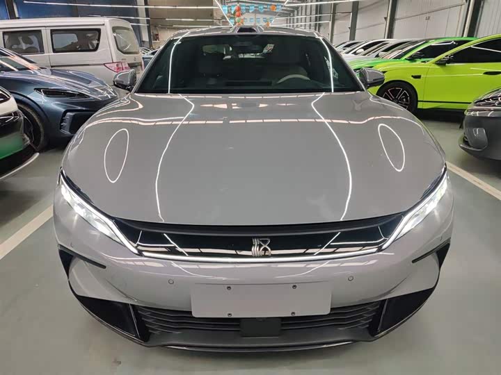 Фото 3 - BYD Han