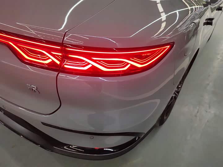 Фото 8 - BYD Han