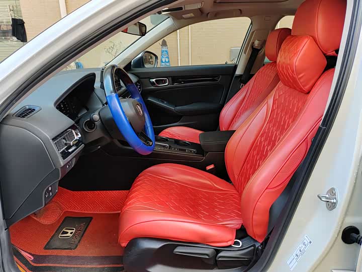 Фото 4 - Honda Civic