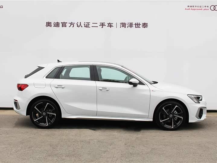 Фото 2 - Audi A3