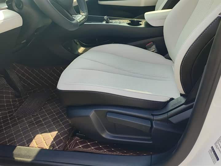 Фото 9 - BYD Seal 05 DM-i Hybrid