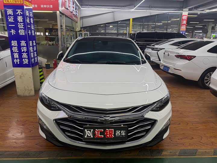 Фото 2 - Chevrolet Malibu XL