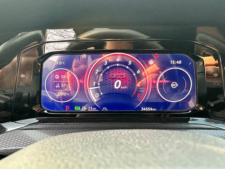 Фото 7 - Volkswagen Golf GTI