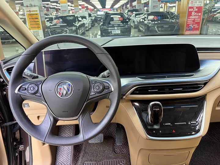 Фото 6 - Buick GL8 ES