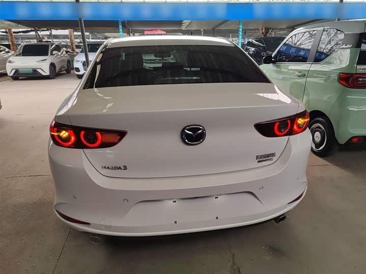 Фото 6 - Mazda 3 (Axela)