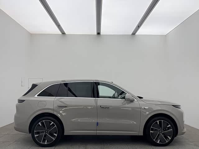 Фото 7 - LiXiang L6