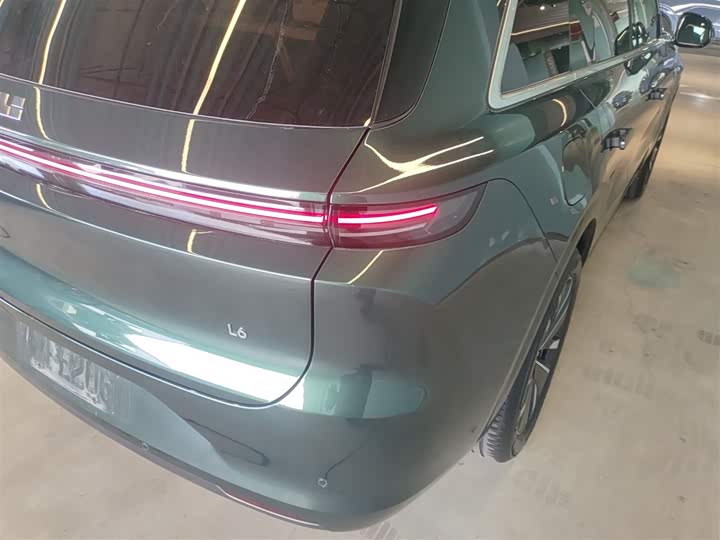 Фото 8 - LiXiang L6