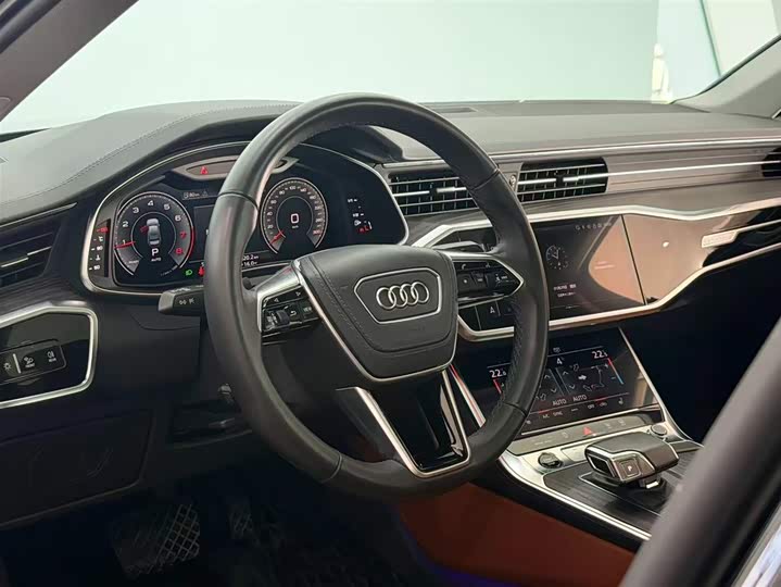 Фото 7 - Audi A6L