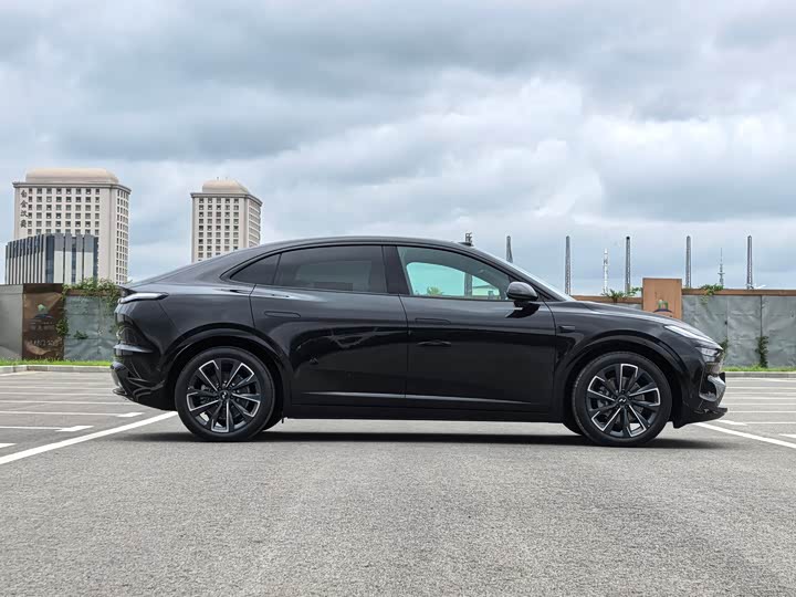 Фото 4 - Nio Onvo L60