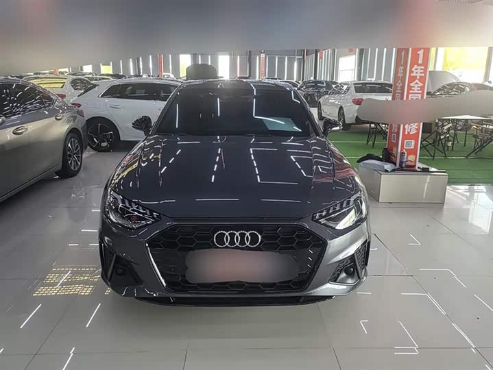 Фото 2 - Audi A4L