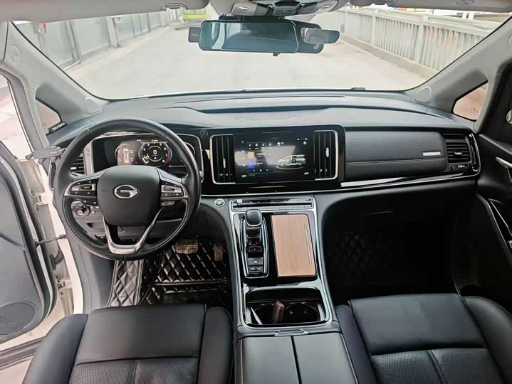 Фото 8 - GAC Trumpchi M8