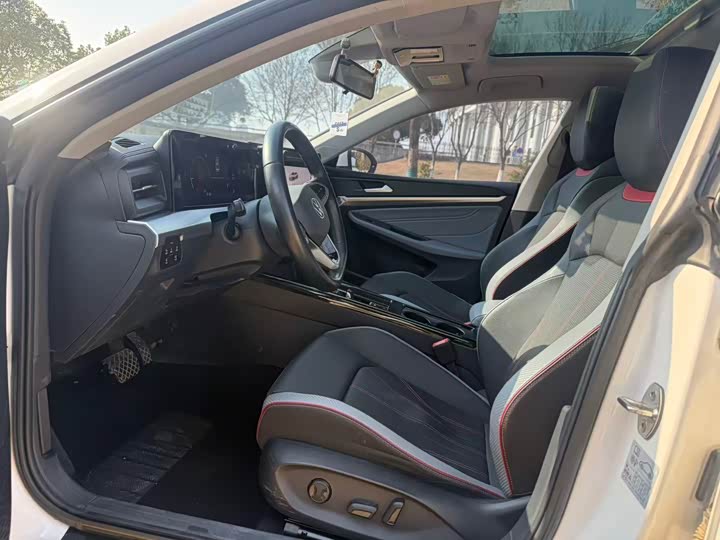 Фото 4 - Volkswagen Lamando L