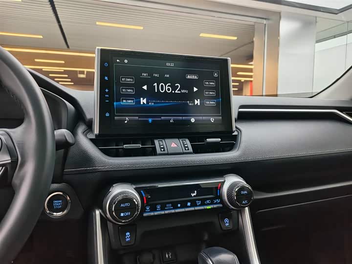 Фото 7 - Toyota Wildlander