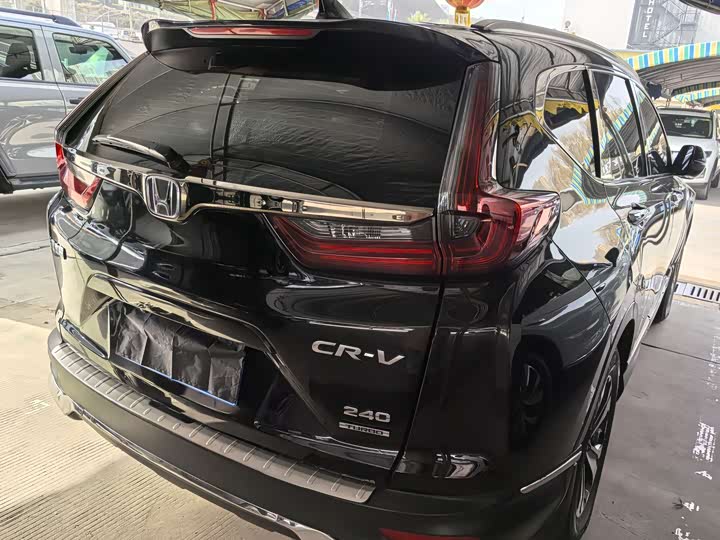 Фото 6 - Honda CR-V