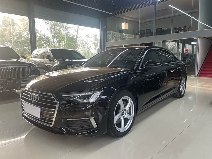 Фото 2 - Audi A6L