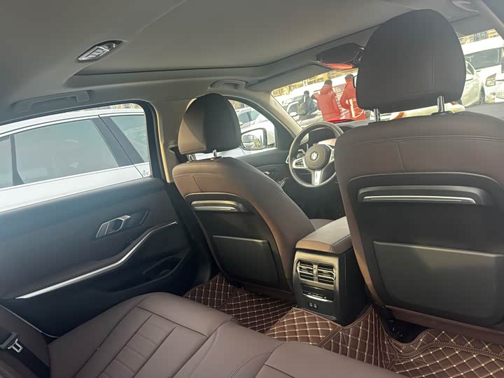 Фото 7 - BMW 3 Series