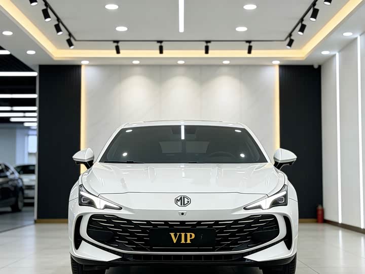 Фото 1 - MG Motor 7