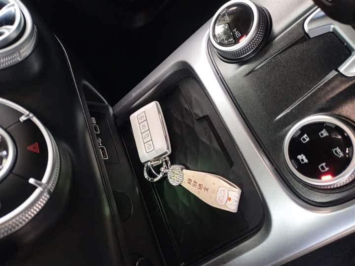 Фото 9 - Tank 300