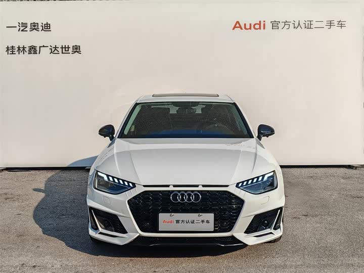 Фото 2 - Audi A4L