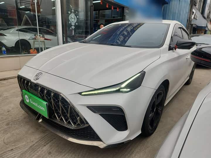 Фото 1 - MG Motor 5 Scorpio