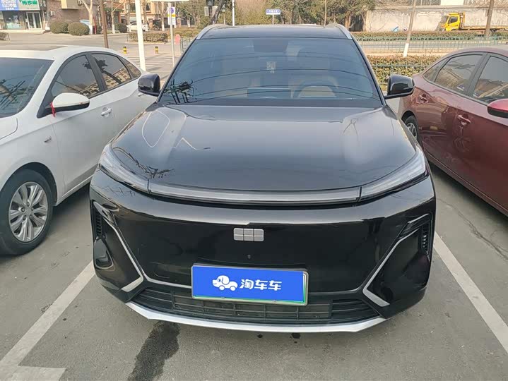 Фото 2 - Geely Galaxy Starship 7