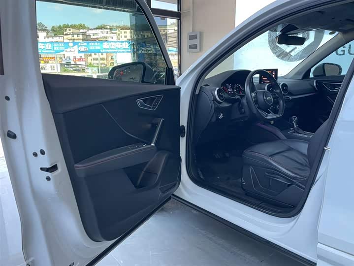 Фото 4 - Audi Q2L