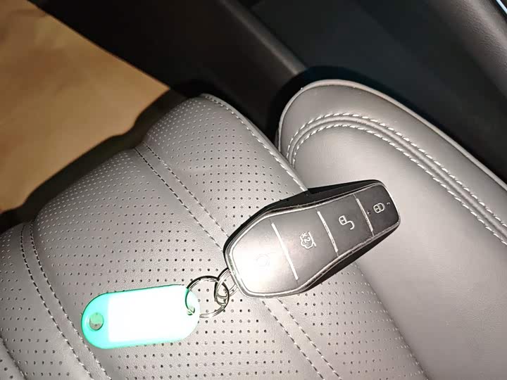 Фото 9 - BYD Song L