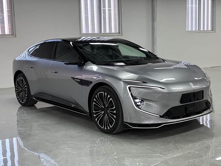 Фото 3 - Avatr 12