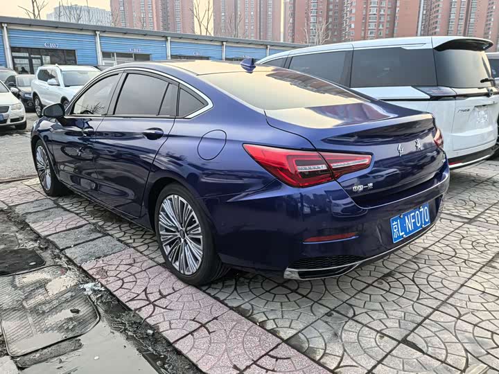Фото 5 - Hongqi H5